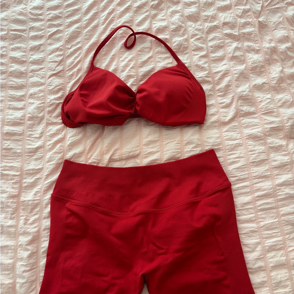 Aurola workout set